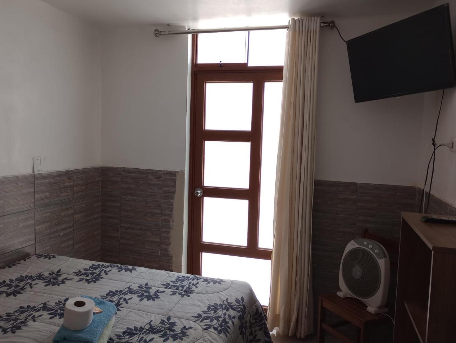 Hospedaje Rocha 伊察 外观 照片